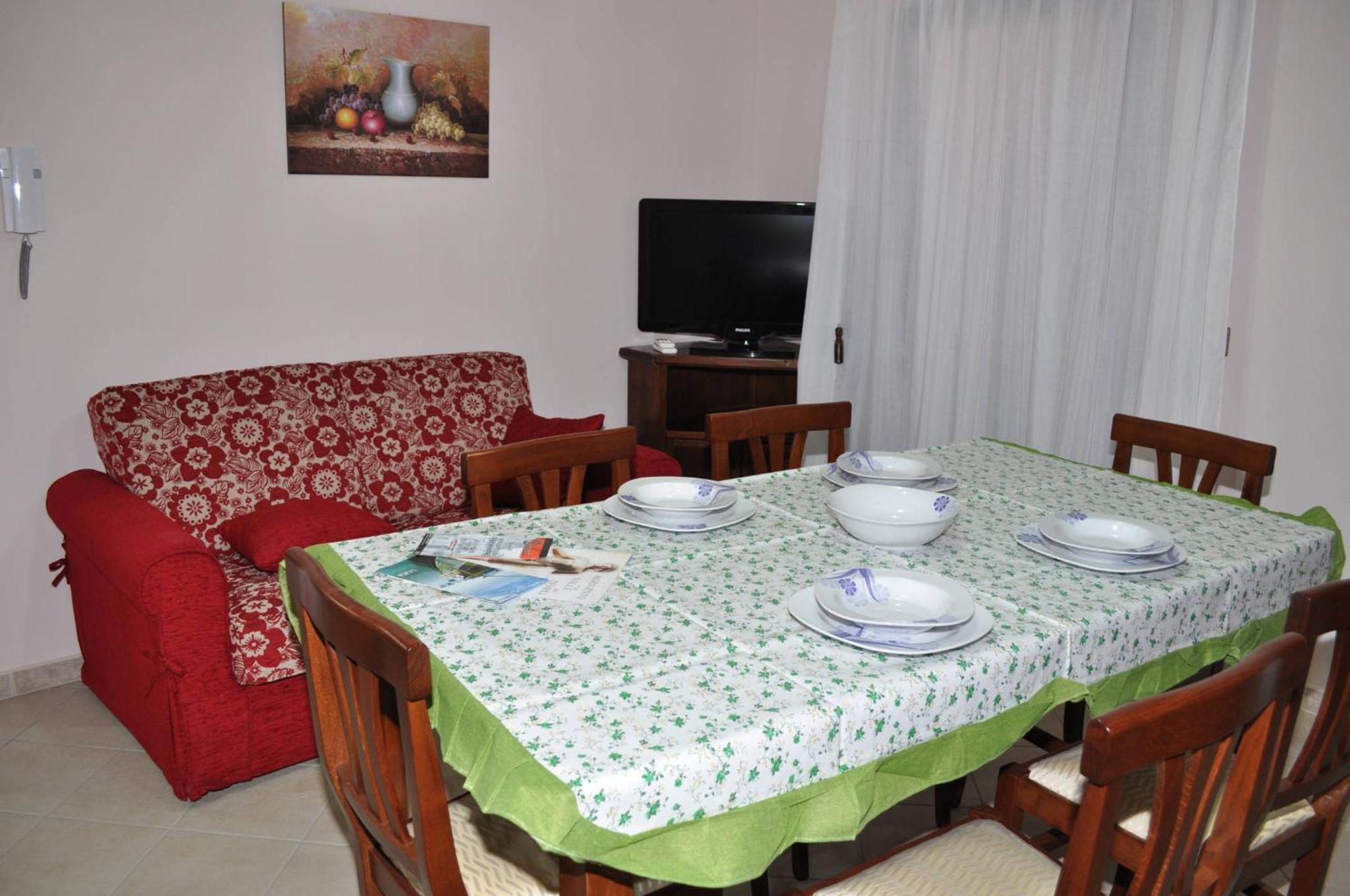Case Albergo Al Cortiletto Ликата Екстериор снимка