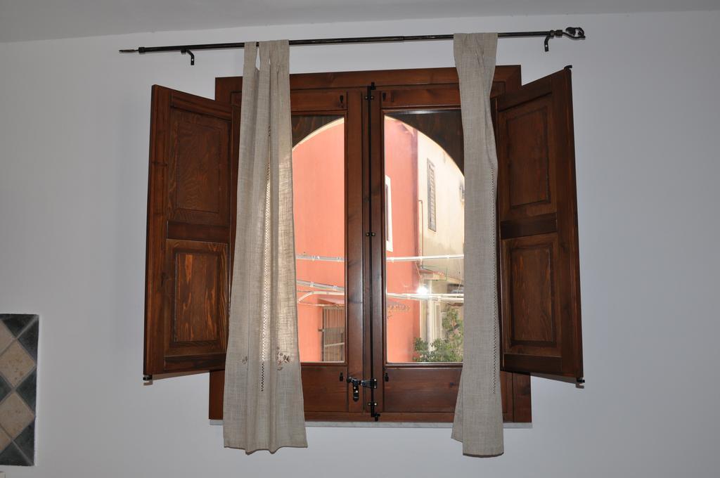 Case Albergo Al Cortiletto Ликата Екстериор снимка