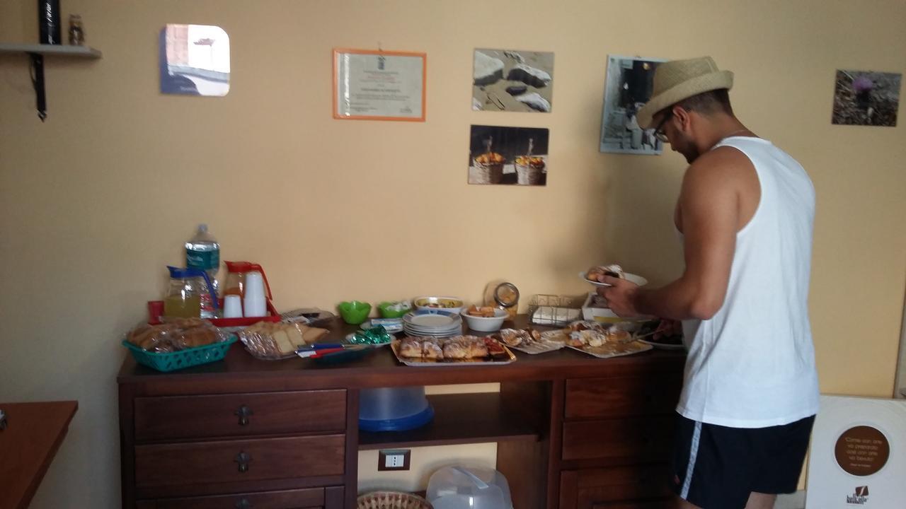 Case Albergo Al Cortiletto Ликата Екстериор снимка
